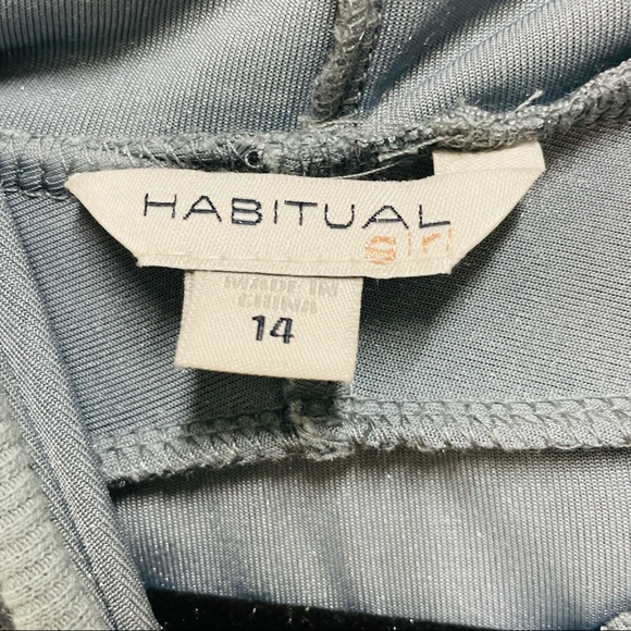 NEW HABITUAL GIRL Crushed Velvet Hoodie Size 14 Sweatshirt - Picture 7 of 7